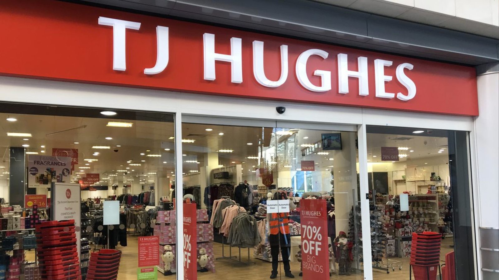 TJ Hughes owner to appoint administrators - TheIndustry.fashion